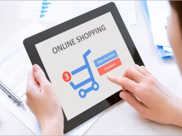Chủ shop online 2Kx tự ý chuyển hàng cho khách rồi đe doạ: “Chủ động” hay “manh động”?
