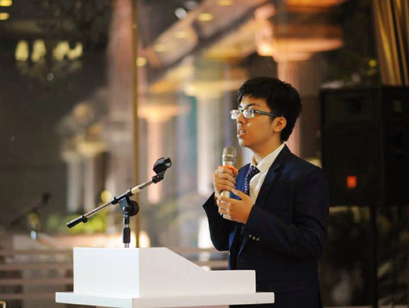 Nam sinh "lập hat-trick" đỗ cùng lúc 3 đại học Ivy League danh tiếng thế giới