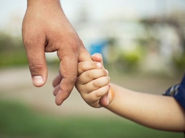 Cậu bé 2 tuổi bỏ nhà đi đã được cứu bởi một người không ai ngờ tới