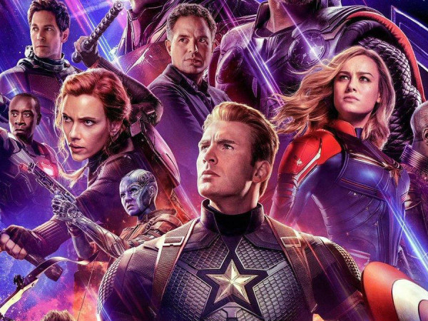 Không khí nóng đến bỏng tay trước buổi chiếu đầu tiên của "Avengers: Endgame" tại Việt Nam