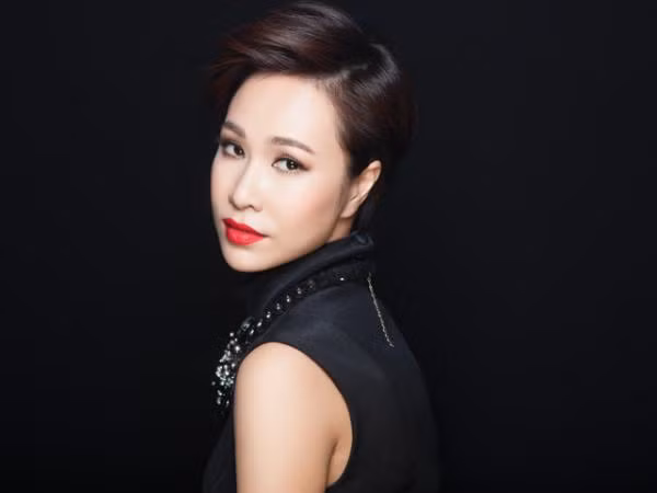 Uyên Linh làm mới ca khúc gây bão mùa Tết của Soobin Hoàng Sơn cho nhạc phim