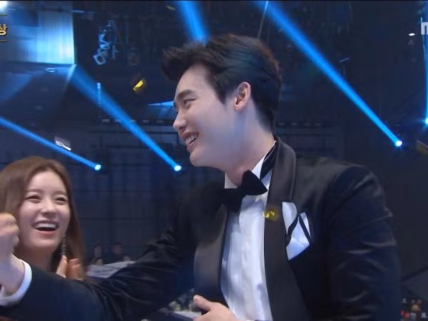 Khiến khán giả "phát cuồng" vì Kang Chul, Lee Jong Suk xứng đáng đoạt Daesang