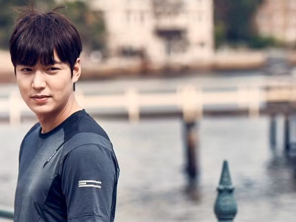 Khám phá màn trình diễn "nóng" nhất trong fan meeting của Lee Min Ho