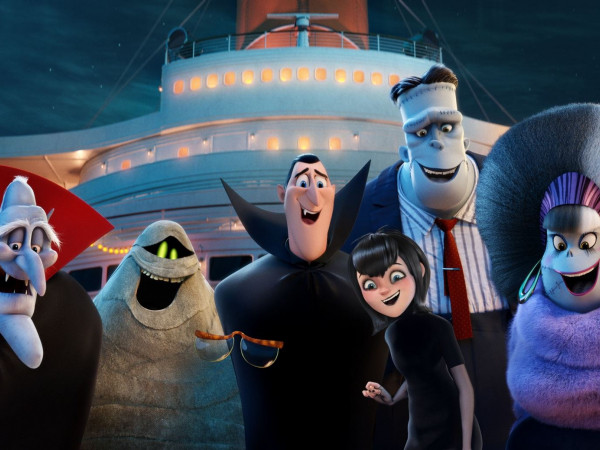 Dracula thả thính đáng yêu bất chấp trong "Khách Sạn Huyền Bí 3"