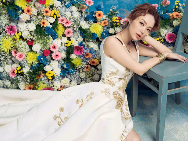 Minh Hằng đầu tư bộ ảnh đẹp "thả thính" fan, "rủ rê" tham dự offline mừng sinh nhật