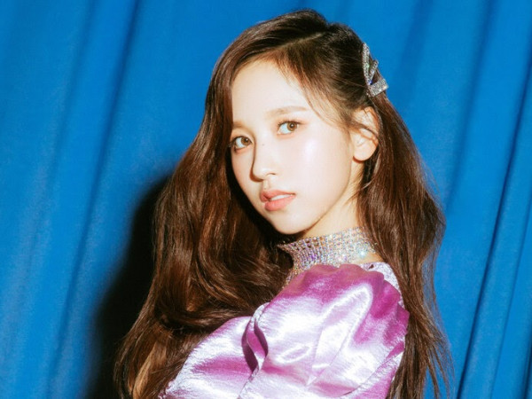 ONCE cảm động khi Mina trở lại bất ngờ cùng TWICE nhân kỉ niệm 4 năm ra mắt