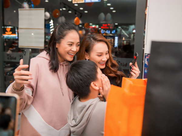 Hậu nhận giải thưởng lớn, Bảo Thanh “Về nhà đi con” khoe ảnh gia đình hạnh phúc 