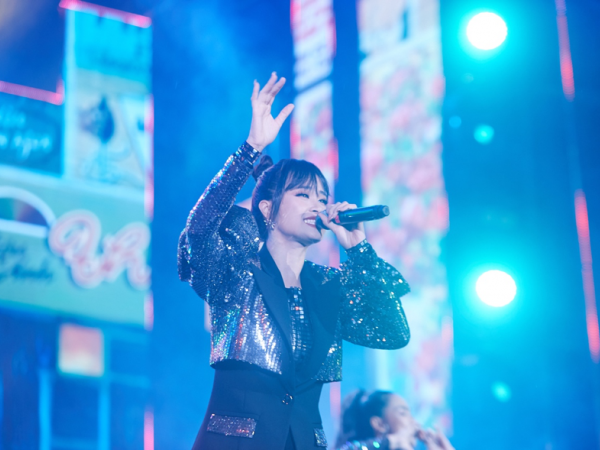 Đông Nhi và dàn sao V-pop “bùng cháy” với loạt ca khúc sôi động