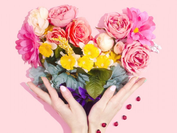 Loài hoa nào chính là thần hộ mệnh mang lại may mắn cho 12 chòm sao?