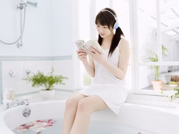 Tin được không, thời điểm đi tắm trong ngày cũng tiết lộ nhiều điều về bạn