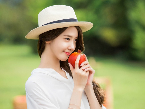 Cứ ngỡ Yoona được chọn làm trung tâm của SNSD vì xinh đẹp, lý do thật sự lại hoàn toàn khác