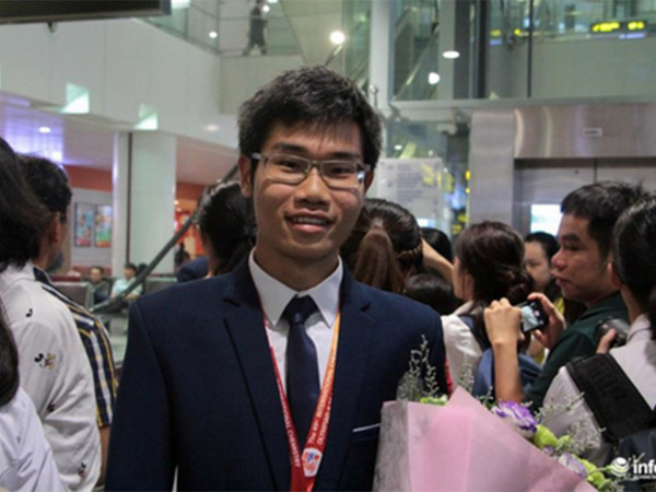 Chàng trai vàng của Olympic Hóa học Việt Nam giành học bổng toàn phần của ĐH MIT 