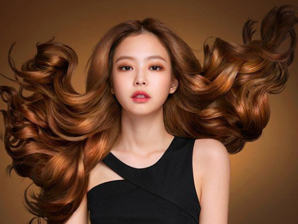 Đây là lý do mà Jennie (Black Pink) phải giấu kín chuyện tình cảm của mình