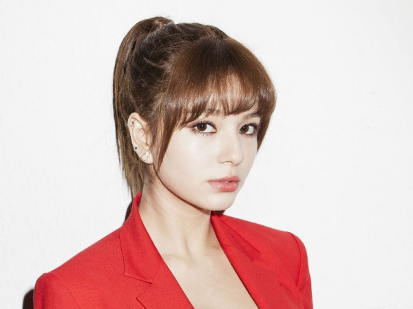 Phải chăng chính gà nhà cũng chỉ trích MBK Ent mượn chiêu trò để nổi tiếng?