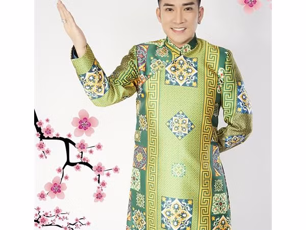 Quang Hà đón Tết Mậu Tuất với bộ ảnh áo dài 500 triệu