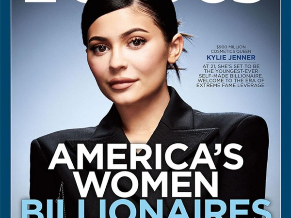 21 tuổi, vượt qua ông chủ Facebook, Kylie Jenner trở thành tỉ phú trẻ nhất thế giới