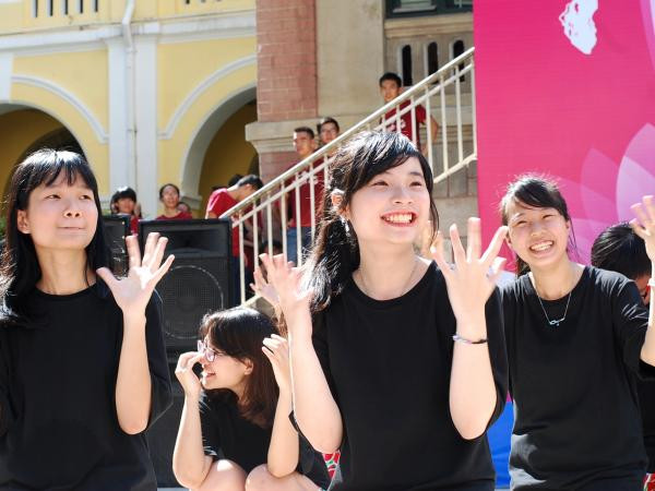 "Quẩy nhiệt" cùng hội trại truyền thống của teen THPT chuyên Trần Đại Nghĩa (TP.HCM)