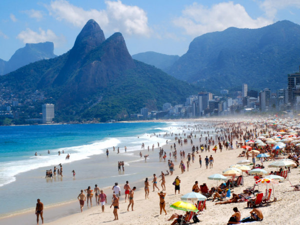 Chơi gì cuối tuần: Thưởng thức những tác phẩm kinh điển, "quẩy tung" lễ hội biển mùa Hè