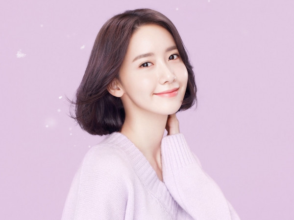 Đâu chỉ dọn phòng, Yoona (SNSD) còn trở thành tư vấn tâm lý cho du khách