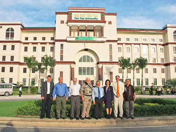 Nhiều học bổng tài năng đã được trao trong năm học 2017