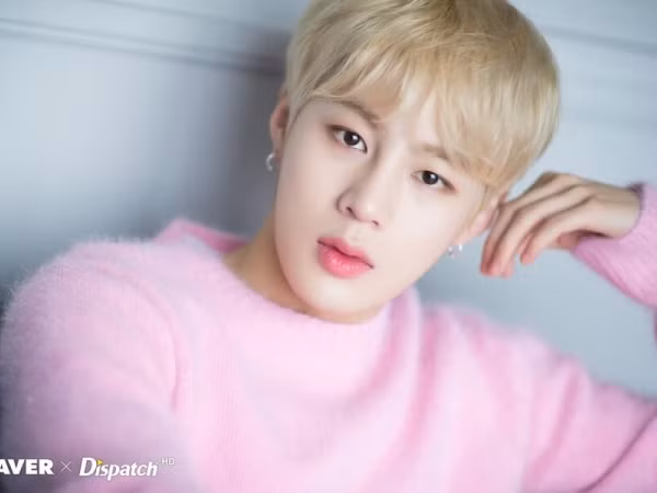 HOT: Các fan Việt sẽ được gặp lại Ha Sung Woon (cựu thành viên Wanna One) tại V Heartbeat tháng 5