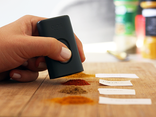 Thiết bị cầm tay giúp “giải mã” chất lượng thực phẩm trong nháy mắt