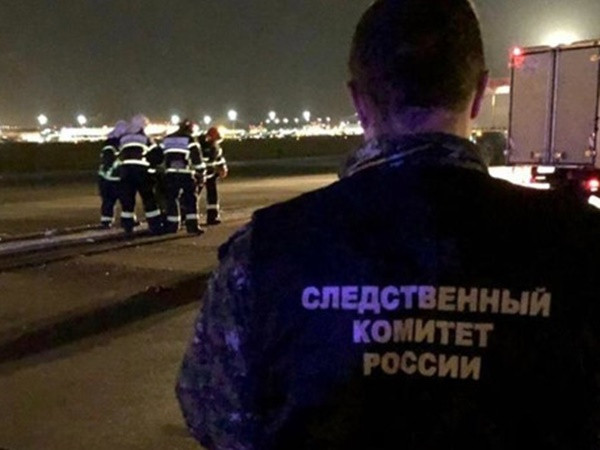 Hành khách bị máy bay tông tử vong trên đường băng