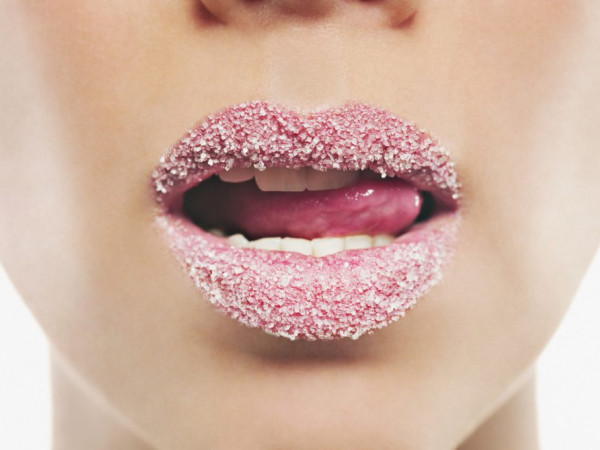 Tạm biệt “môi thâm” với 6 nguyên liệu siêu rẻ và vô cùng dễ tìm