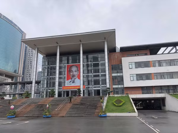 Trường chuyên Hà Nội - Amsterdam chỉ xét tuyển học sinh xuất sắc