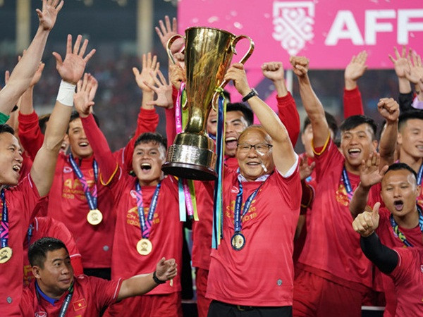 FOX Sports: "Đông Nam Á đã phủ màu đỏ Việt Nam"