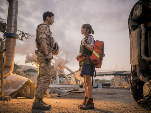 Sẽ rất tuyệt vời nếu cặp đôi Song - Song tổ chức đám cưới tại trường quay "Hậu duệ Mặt Trời"