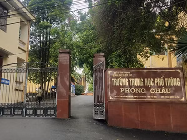 Đề nghị công an làm rõ tin đồn nam sinh lớp 10 khiến 4 bạn nữ mang thai