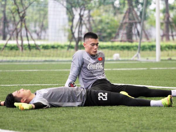 Được quan tâm nhiều: Bùi Tiến Dũng cắt tóc mới, thực hư điểm chuẩn các trường khối Công an