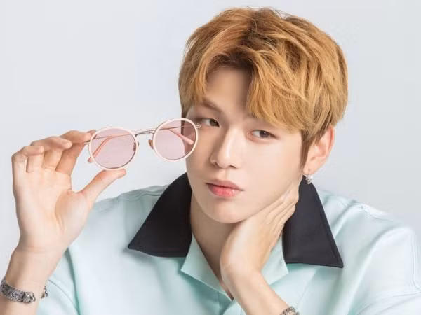 Sau cú sốc hẹn hò, Kang Daniel tiếp tục khiến fan hẫng hụt khi nói về fanchant