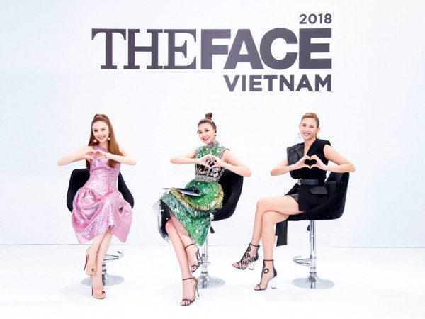 Ngắm nhìn màn thị phạm đầu tiên của bộ 3 huấn luyện viên "The Face 2018"