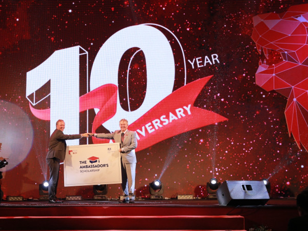 Trường Đại học Anh Quốc Việt Nam kỷ niệm 10 năm thành lập