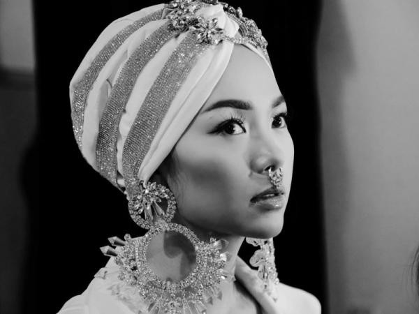 Hé lộ tạo hình ấn tượng của Minh Hằng trong MV mới