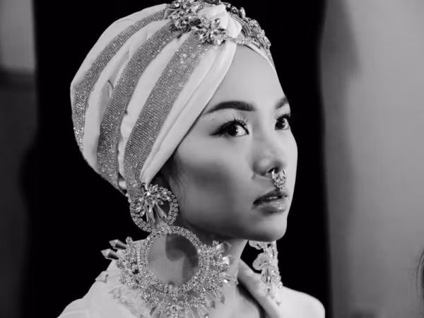 Hé lộ tạo hình ấn tượng của Minh Hằng trong MV mới