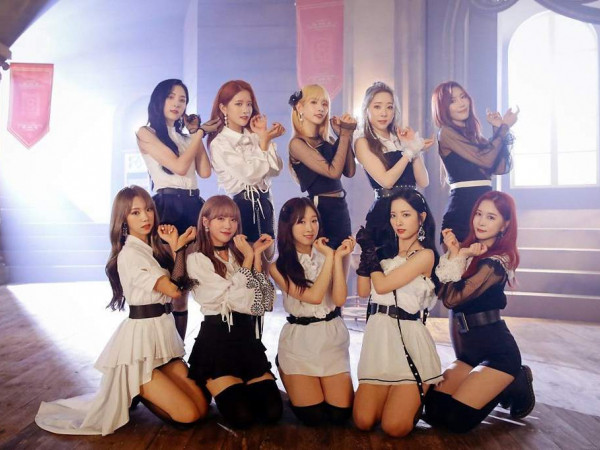 Không thể tin được kế hoạch comeback của WJSN lại bị trì hoãn vì lý do này