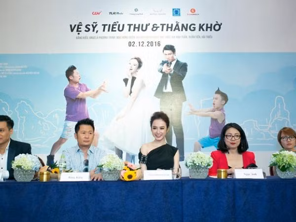 Angela Phương Trinh yêu cầu Mạc Hồng Quân tát thật