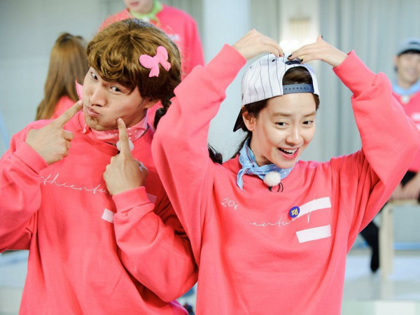 Vì đâu fan tích cực “đẩy thuyền” bộ đôi Song Ji Hyo và Kim Jong Kook?