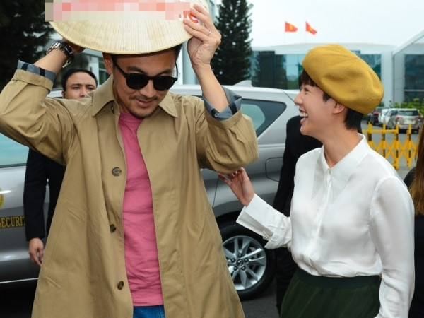 Nghệ sĩ TVB: Thái Tử Bối rạng ngời, Đàm Tuấn Ngạn điển trai, thích thú gặp gỡ fan Việt