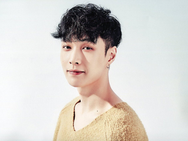 Điều gì đã giúp Lay (EXO) được khen là chàng trai có trái tim siêu ấm áp?