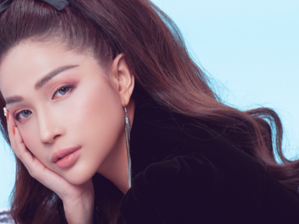 Khả Như tổ chức fan-meeting để "nạp" năng lượng tích cực cho năm mới