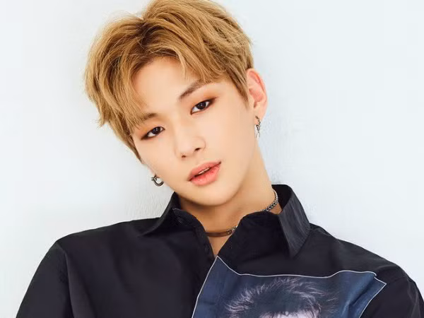 Fan Kang Daniel (Wanna One) khởi kiện công ty chủ quản vì anh chàng không được nhận vị trí trung tâm