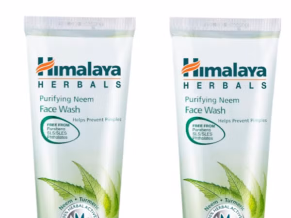 Himalaya ra mắt dòng sữa rửa mặt thảo mộc tại Việt Nam