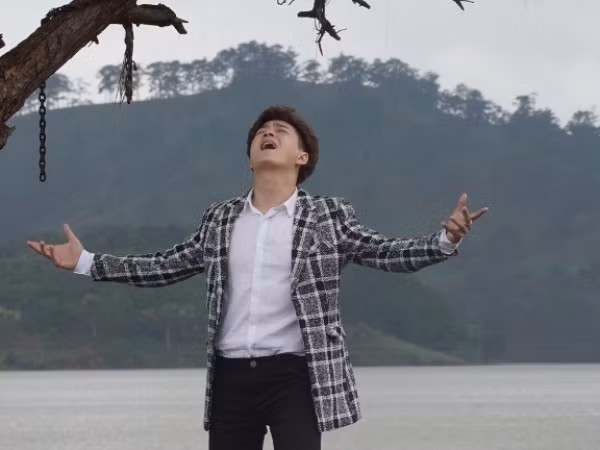 Ngô Kiến Huy kết hợp cùng Faptv cho sản phẩm âm nhạc đánh dấu sự trở lại