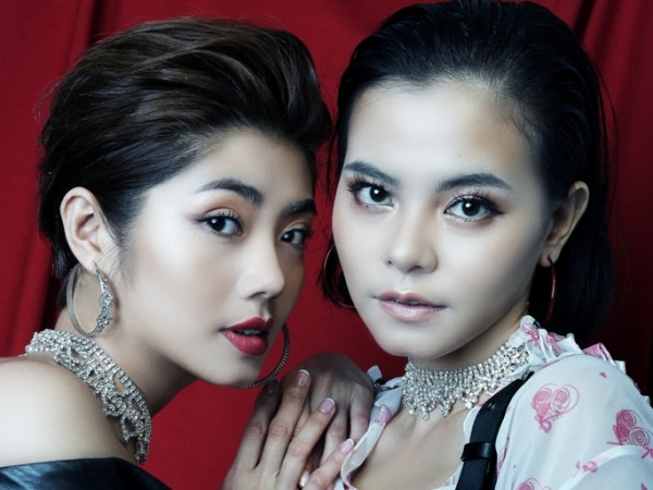 Tia Hải Châu gây chú ý bởi loạt ảnh "chị ngả em nâng" cùng diễn viên Đàm Phương Linh