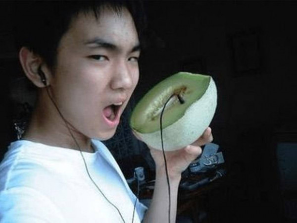 Trước khi trở thành cao thủ selfie, idol nào cũng có những tấm ảnh chỉ muốn chôn chặt