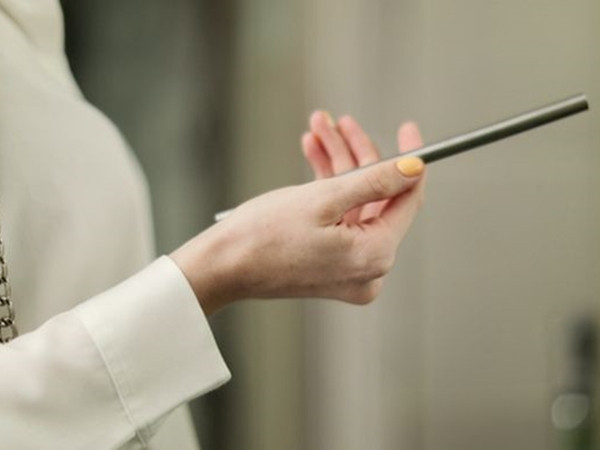 Ống hút tự làm sạch có thể đặt dấu chấm hết cho ống hút nhựa dùng một lần